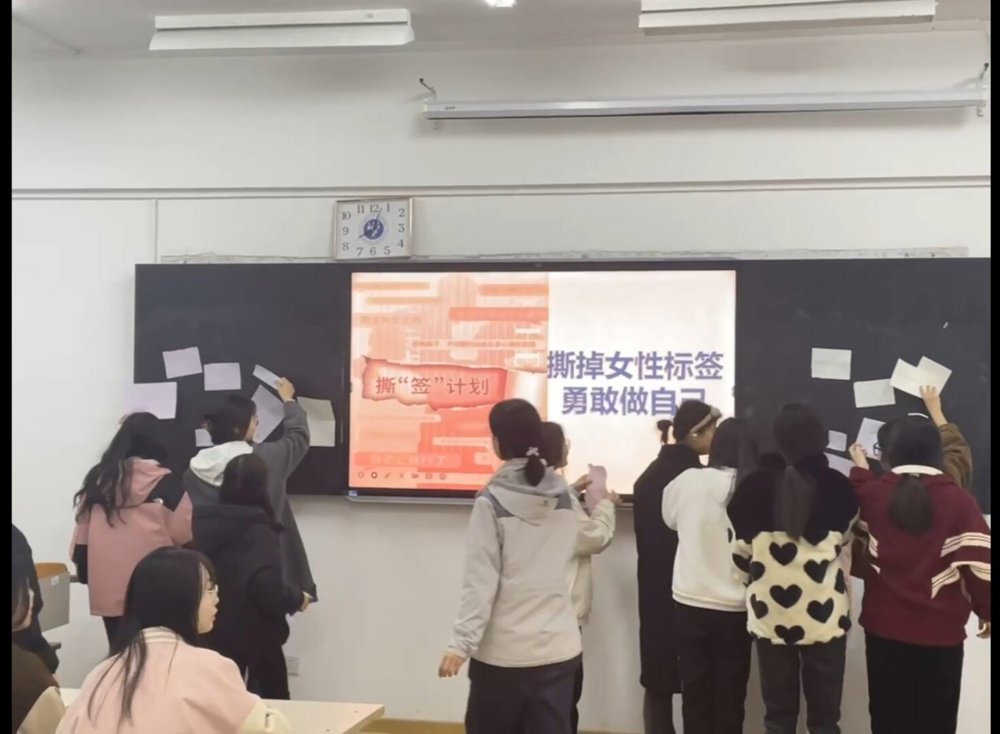 ba2ec014779c469bb1dd3a3c3941929b.jpg ba2ec014779c469bb1dd3a3c3941929b.jpg